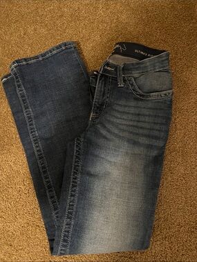 Wrangler Women’s Boot Cut Jeans in Medium Blue Wash